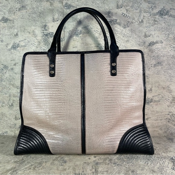Rebecca Minkoff snake embossed leather pale pink and black structured tote bag - Picture 3 of 15